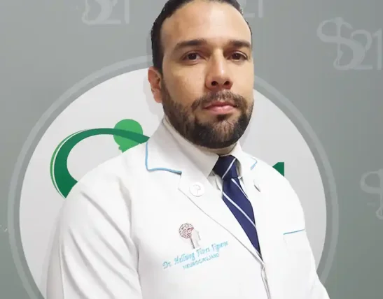 Dr. Hellwag Flores Figueroa